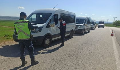 Gaziantep'te Jandarma Okul Servislerini Denetledi