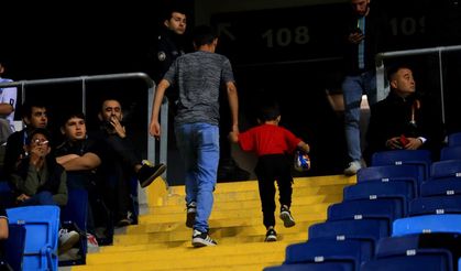 Adana Demirspor - Gaziantep FK maçında ilginç anlar yaşandı. Neler oldu?