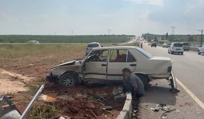 Gaziantep'te Feci Kaza! Ölümden Dönen Adam Aracının Başında Gözyaşına Boğuldu