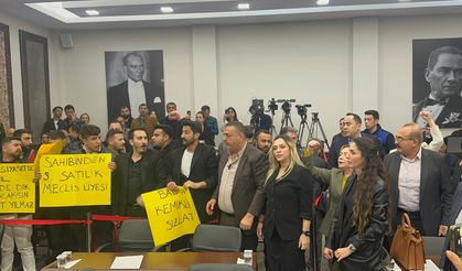 Şehitkamil Meclisinde Gergin Anlar