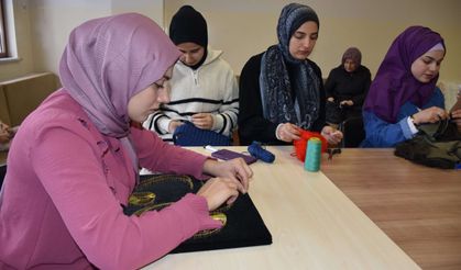 Üreten Kadınlar Bu Merkezde Buluşuyor