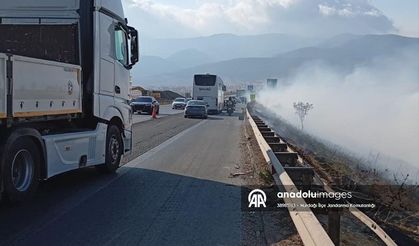 TAG Otoyolu Kenarında Korkutan Yangın