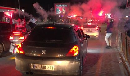 24 Yıllık Hasret Bitti, Gaziantep Bayraklarla Sokakta