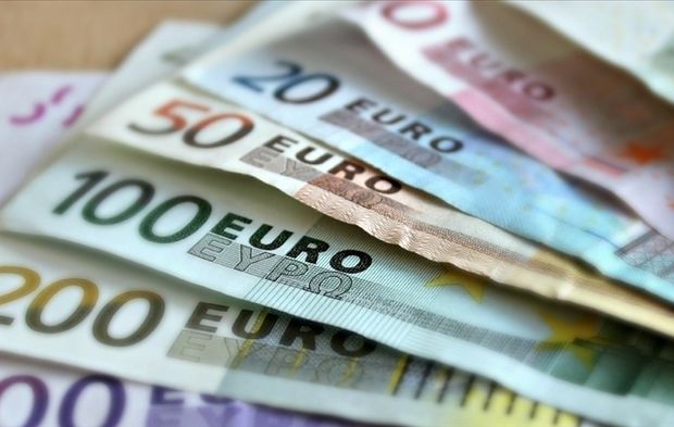 10 Haziran 2025 Dolar ve Euro Ne Kadar Oldu?