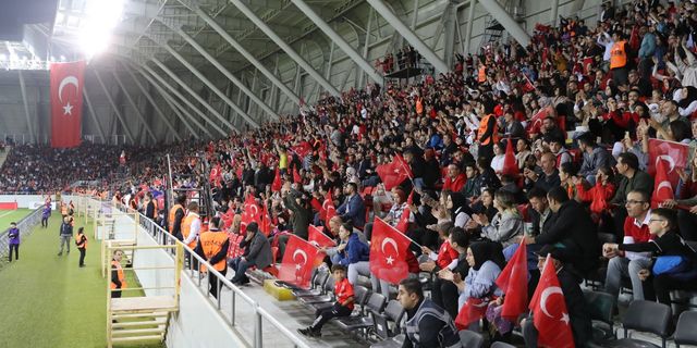 Tarihi Maç Ücretsiz İzlenecek!