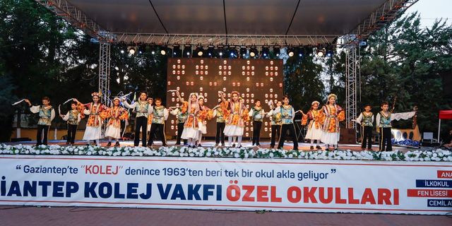 GKV'li Öğrencilerden Dev Gösteri: Dansın Renkleri Sahne aldı!