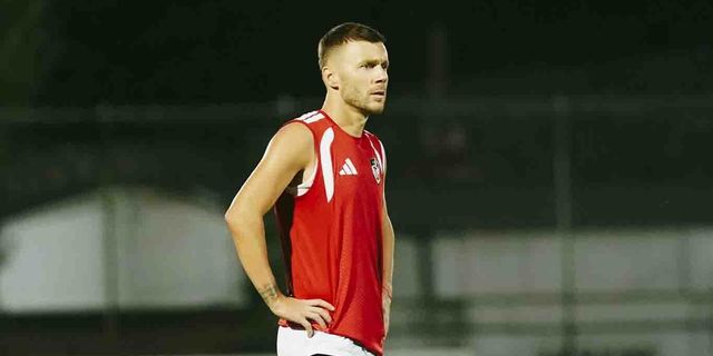 Maxim’in düşünceli halleri dikkat çekti