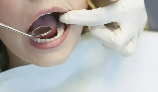 Adetliyken Diş Çekilir Mi? Regl Döneminde Diş Tedavisi Yapılır Mı?
