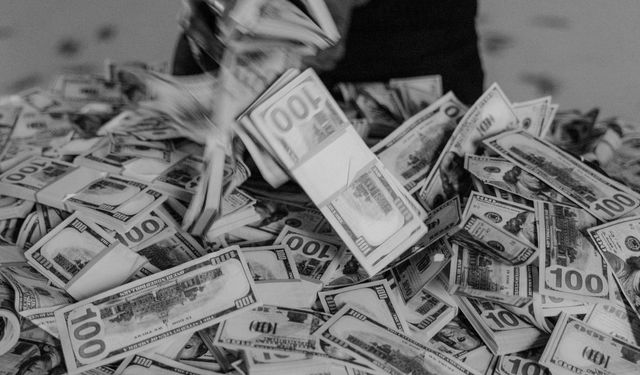 Kara Para Aklama Nedir, Yöntemleri Neler ve Cezası Ne?