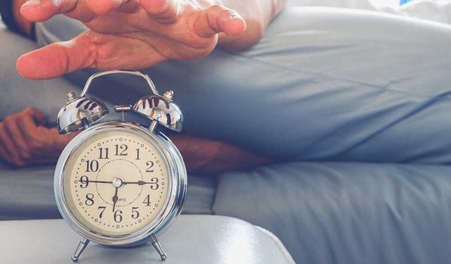Alarm Kurmadan Uyanmanın Sırrı Bu Yöntemde