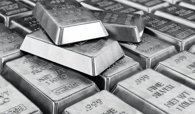 Gümüş Fiyatları Neden Rekor Seviyeye Ulaştı?