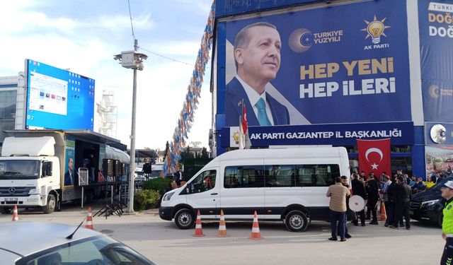 AK Parti Gaziantep İl Başkanlığında kutlama hazırlıkları başladı