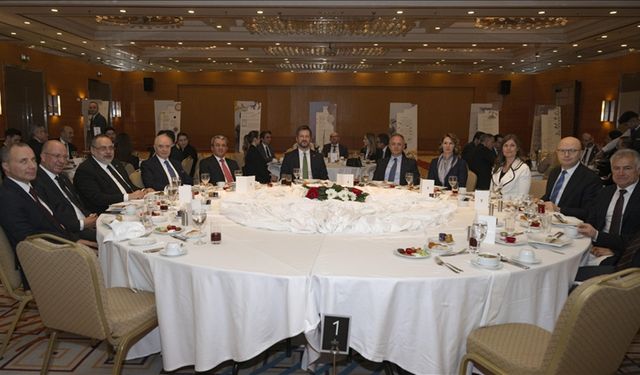 Macaristan'ın Ankara Büyükelçisi Viktor Matis iftar programı düzenledi.