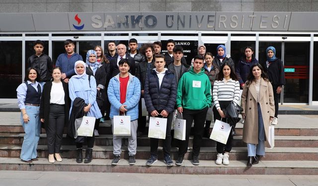 Lise Öğrencilerinden Gaziantep SANKO Üniversitesi’ne Ziyaret!