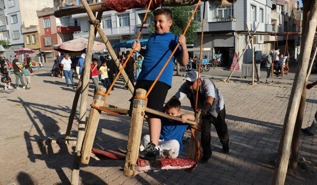 Kilis'te çocuklar bayram sevincini doyasıya yaşadı