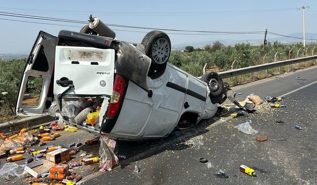 İki araç çarpışıp takla attı: 1 ölü, 5 yaralı