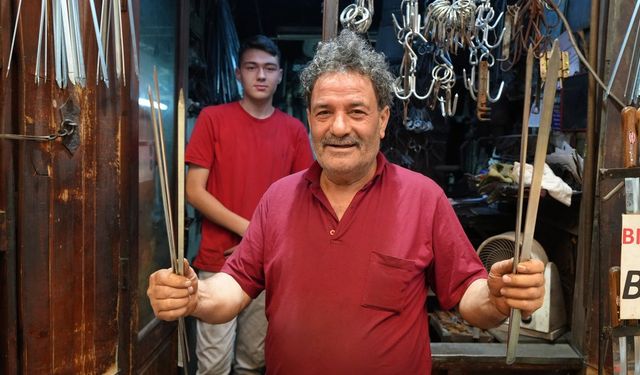 Gaziantep’te kebaplık şişlere yoğun talep