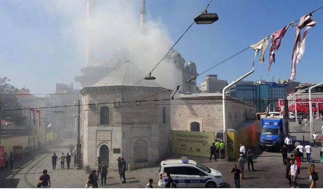 Taksim Meydanı’nda patlama: Panik yaşandı