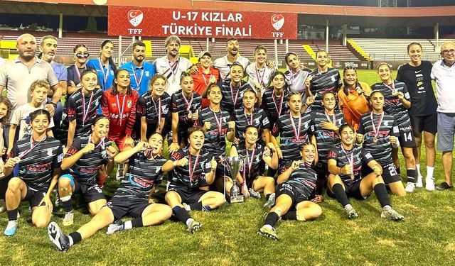 Dudulluspor'dan şampiyonluk zaferi!