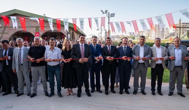 Gaziantep siyasetinde  örnek kare