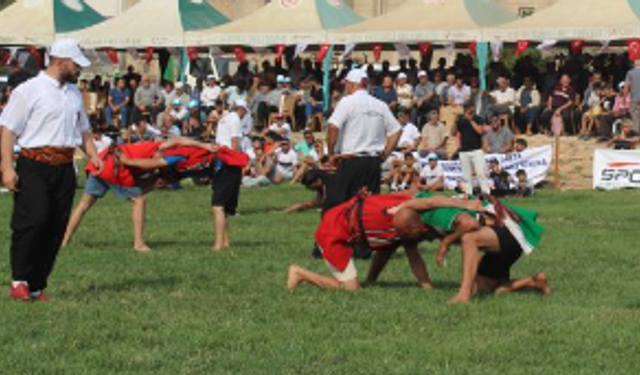 Gaziantep’te aba güreşi heyecanı