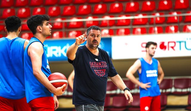 Gaziantep Basketbol şampiyonluk için kolları sıvadı