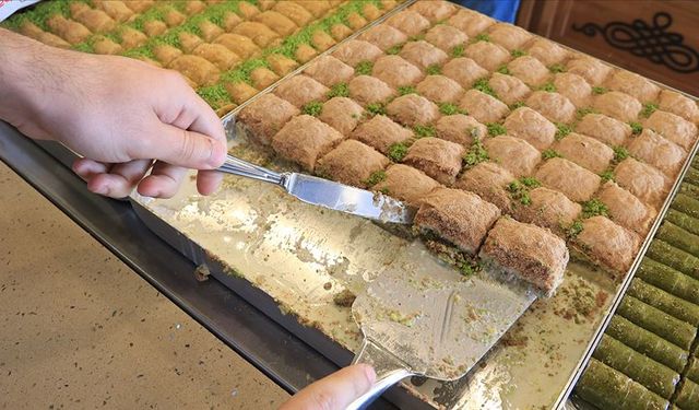 Soğuk baklava nasıl yapılır?