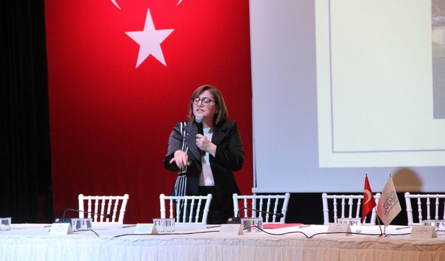 Fatma Şahin’den Asım Güzelbey’e sert cevap