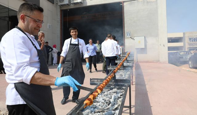 Gaziantep’te rekor kebap denemesi ertelendi