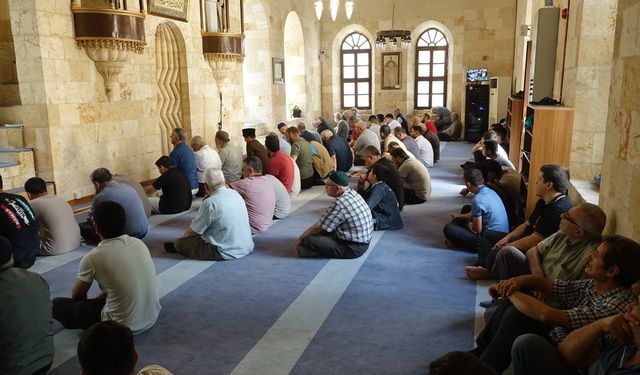 Kozluca Camii yeniden cemaatine kavuştu