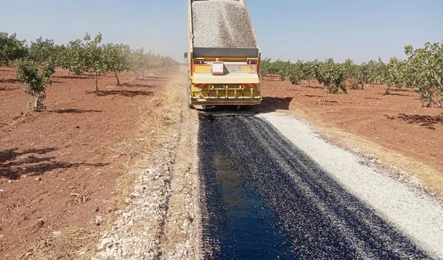 Nizip’te kırsal yollara hayat veriliyor!