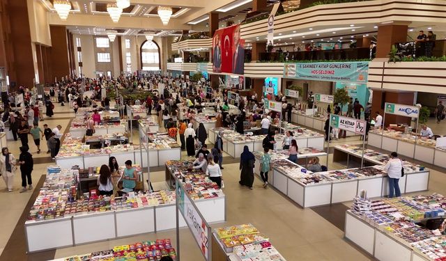 Şahinbey Belediyesinin kitap fuarlarına milyonluk ziyaret