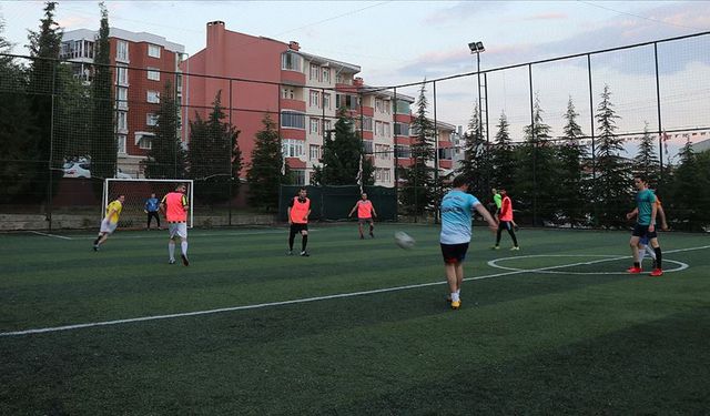 Futbol oynarken kalp krizini tetikleyen neden