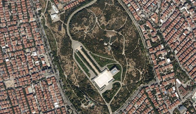 Anıtkabir'in tarihi fotoğrafları paylaşıldı