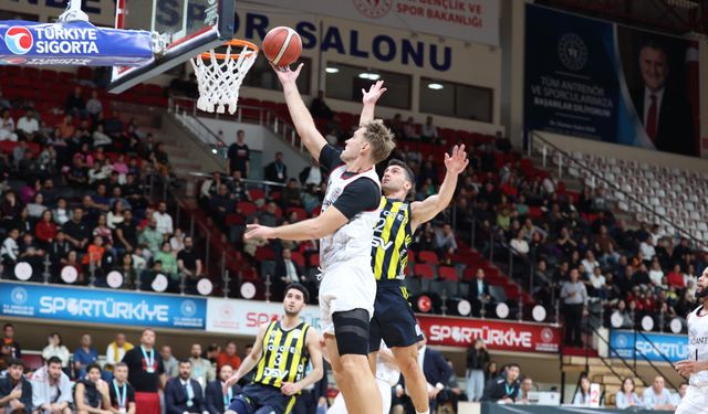 Nefes kesen maçı Fenerbahçe kazandı 80-82