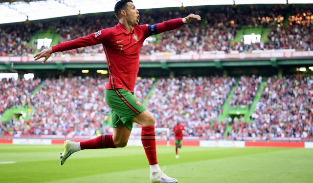 Ronaldo, YouTube'da dünyanın en iyisine konuk oluyor