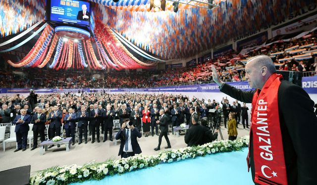 Kongre’de değişim beklentilerin üzerinde çıktı