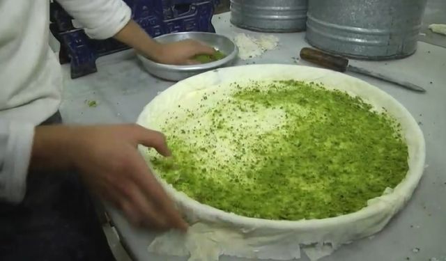 Baklavacılardan dikkat çeken fıstık talebi