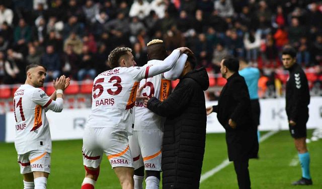 Galatasaray zirvede fark yaratıyor