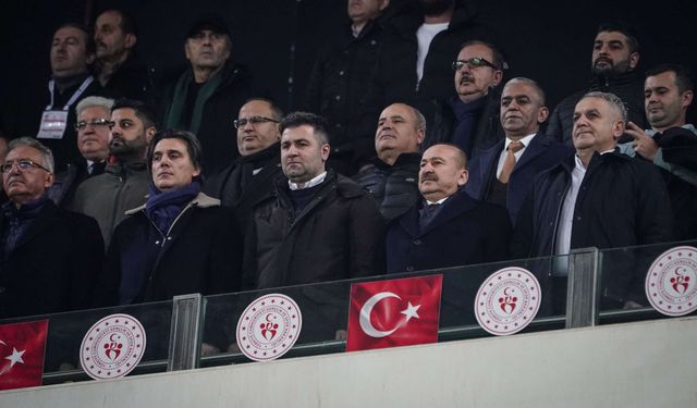 Montella, başkan Yılmaz ile birlikte izledi