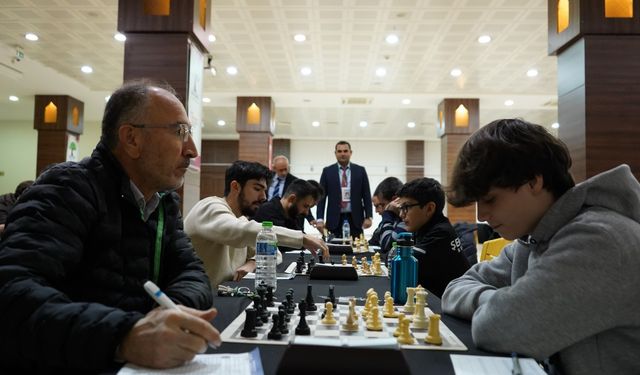 Gaziantep’te satranç ustaları kıyasıya yarıştı