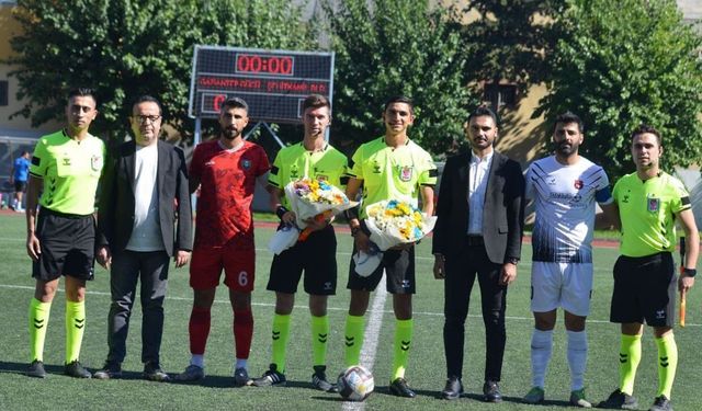 BAL'da Perde Gaziantep Derbisiyle Açılıyor