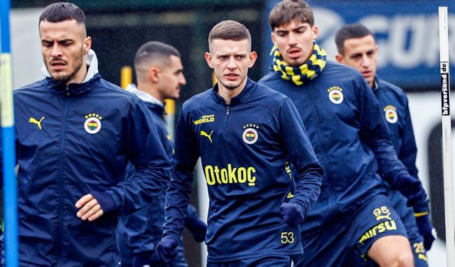 Fenerbahçe'nin Konyaspor Maçı Kamp Kadrosu Açıklandı