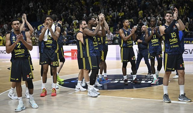 Fenerbahçe dörtlü final adayları arasında