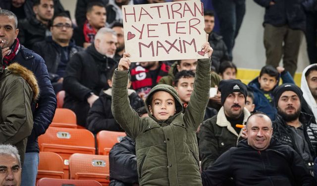 Minik Taraftarın Maxim Sevgisi