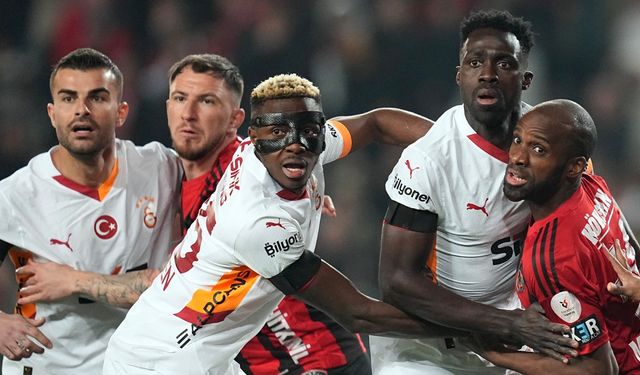 Gaziantep FK – Galatasaray Maçında İlk Yarı Sona Erdi