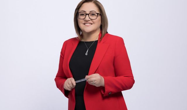 Fatma Şahin Yine Zirvede