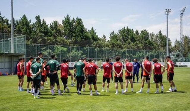 4 Futbolcuya Daha Özel İzin Verildi
