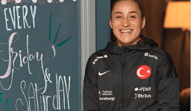 Ece Türkmen, Yıllar Sonra Yaşadıkları Depremi Anlattı