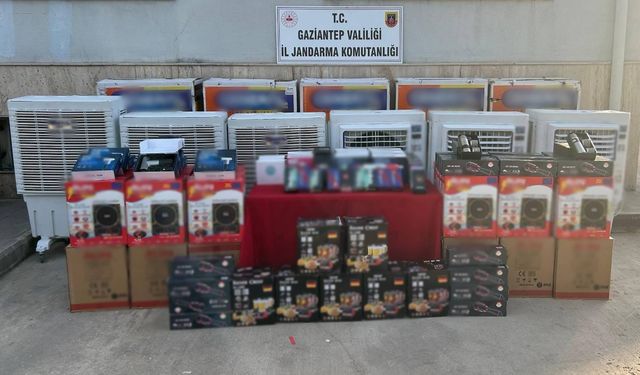 Gaziantep’te Sır Gibi Saklanan Depoya Şok Baskın!